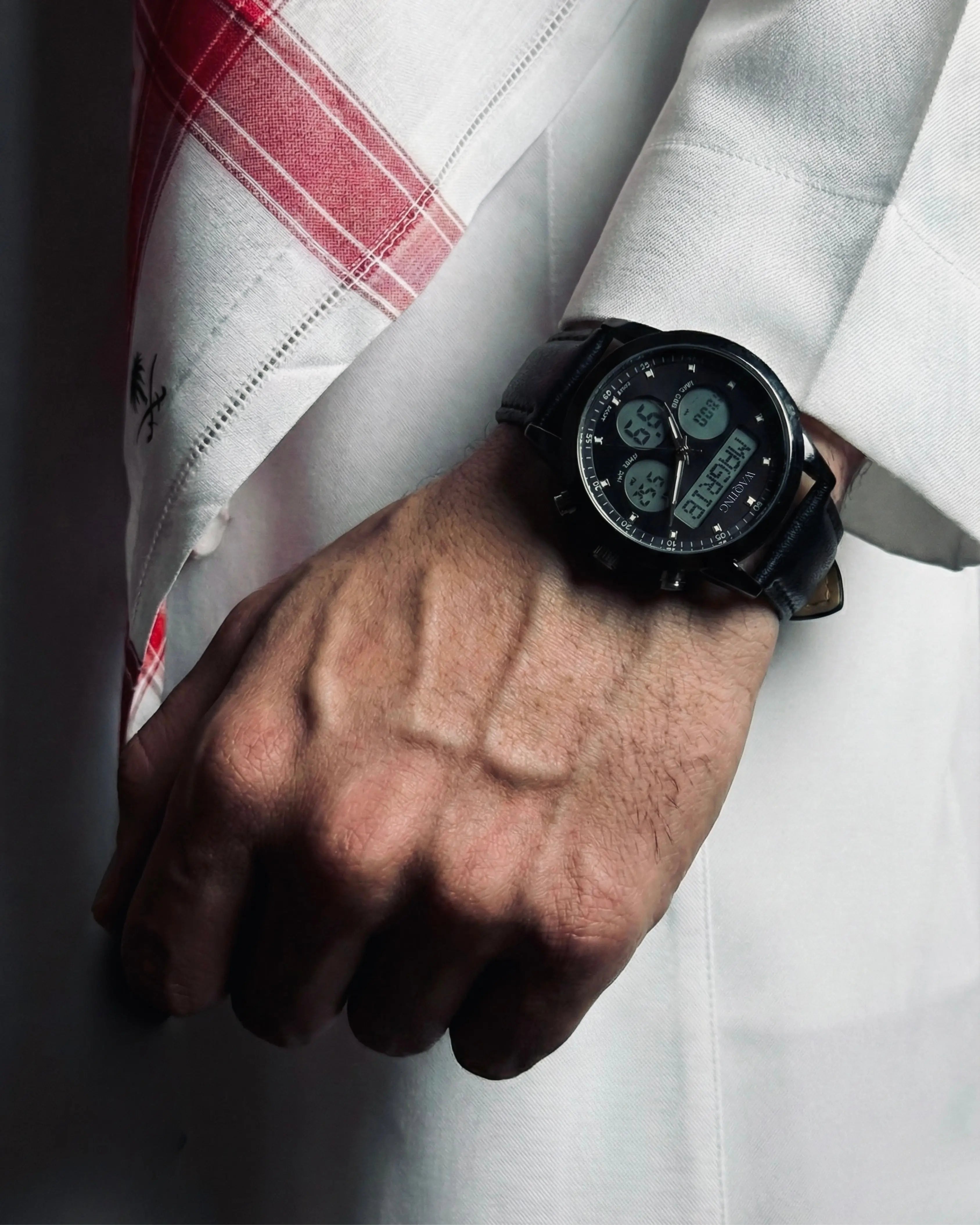 Muslim watch for men waqting